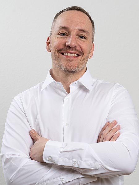 HERR DR. PHIL. ROLAND MÜLLER